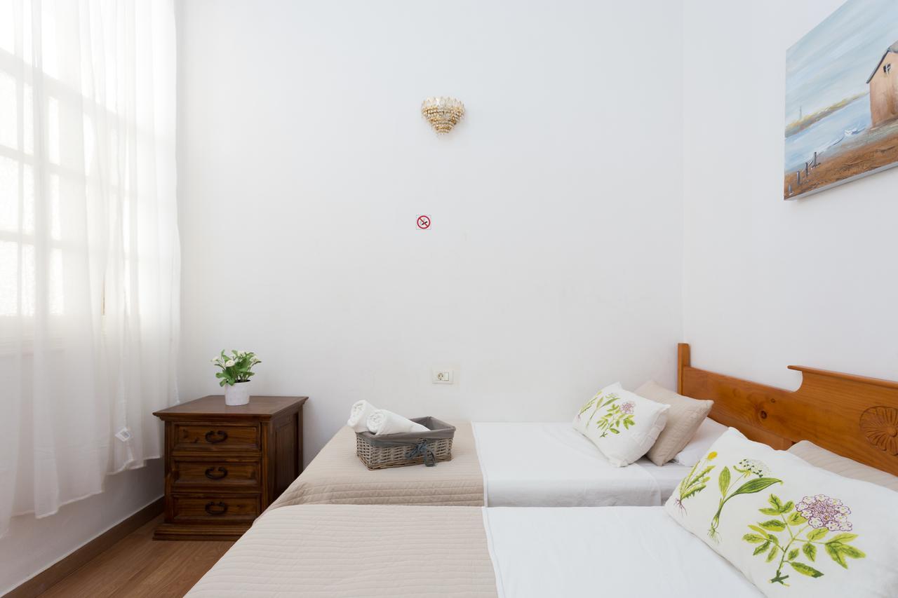 Pension Casablanca B&B Tenerife Santa Cruz de Tenerife Eksteriør bilde